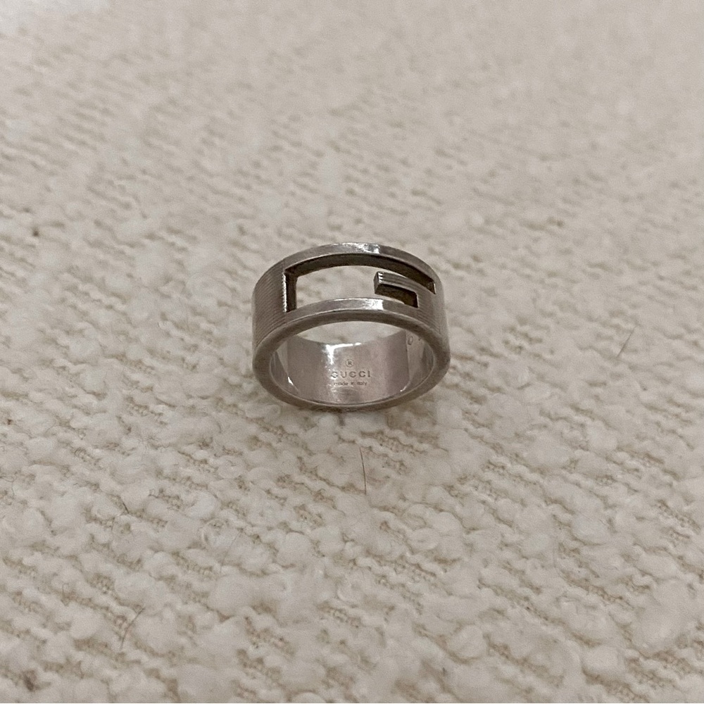 Gucci Cutout G Logo Band Ring Sz 5.5 - Picture 5 of 9